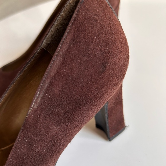 Stuart Weizmann Pump - Picture 5 of 5